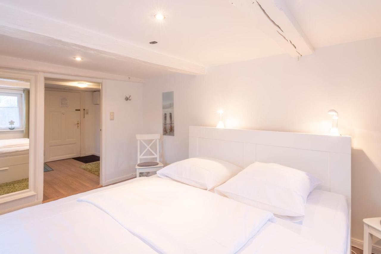 Apartmenthaus Toenning Kleine Kajuete Екстериор снимка